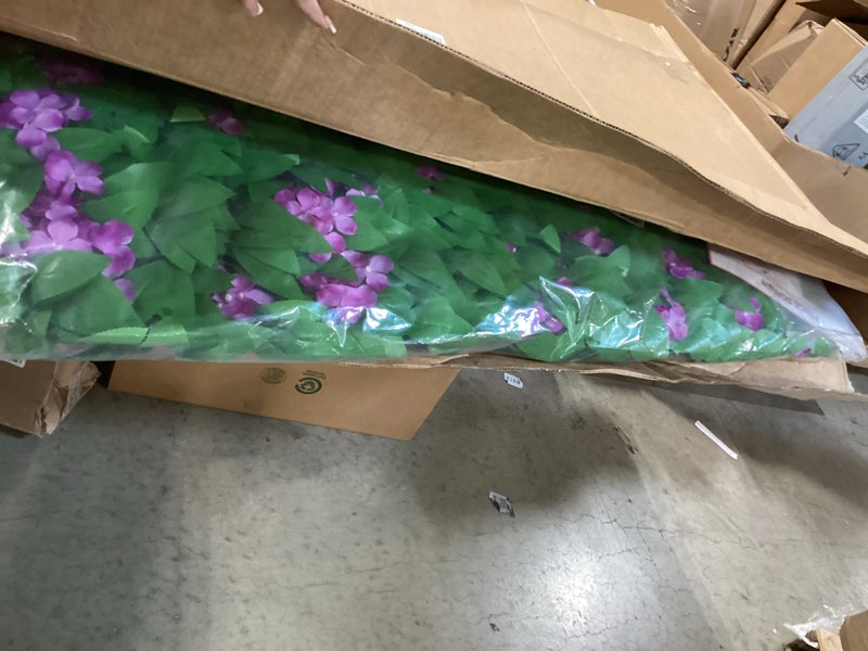 Condition photo showing Good Condition for 86 york expandable fence privacy screen faux ivy decorative for outdoor garden wall patio balcony, artificial hedge lattice fencing(single sided leaves) 1 light green