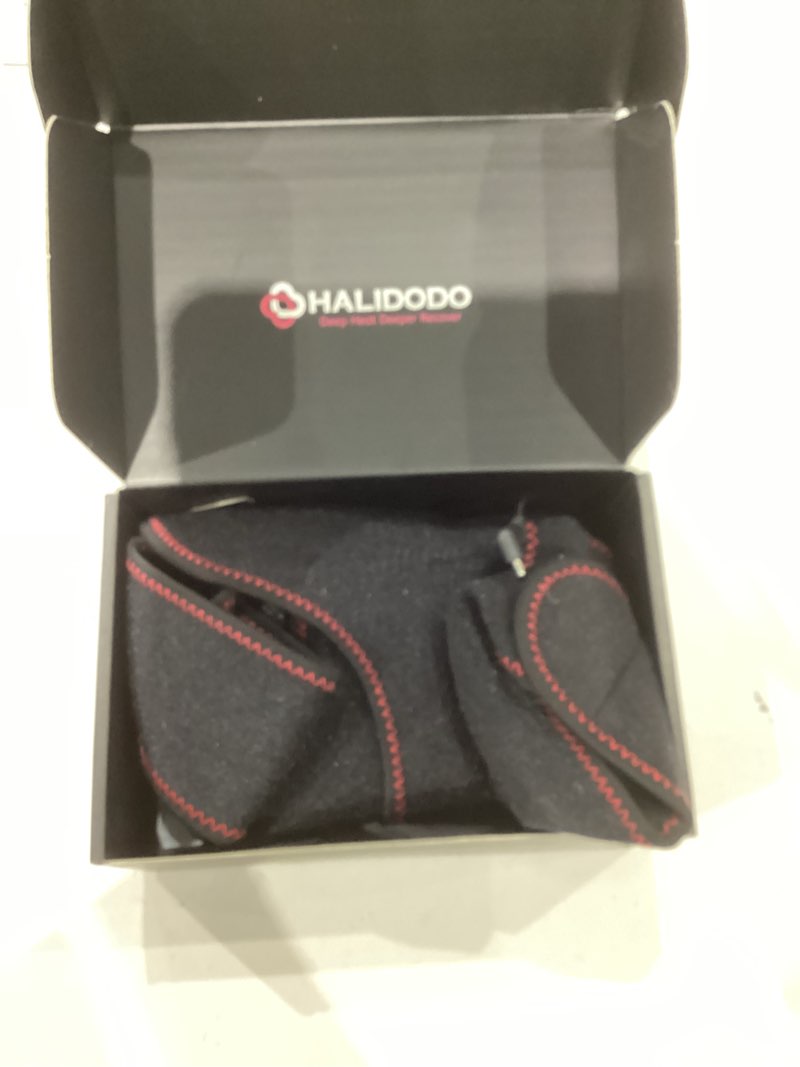 Condition photo showing Good Condition for HALIDODO Red Light Therapy & Vibration Massage Knee Brace - Wireless Rechargeable Controller, 660nm & 850nm Red Light Therapy Heated Device for Knee/Joint/Elbow/Shoulder. Black Knee