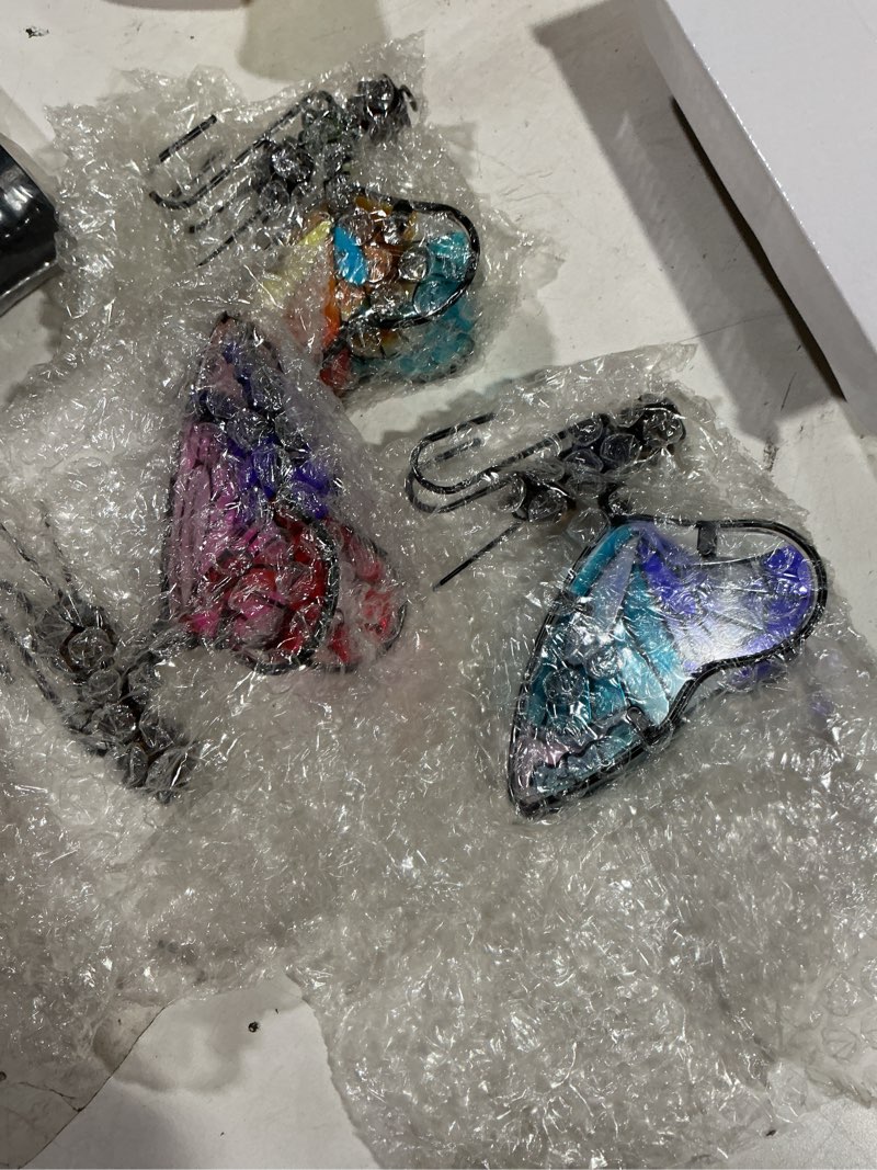 Condition photo showing New/Like New for BESPORTBLE 3Pcs Butterfly Decorations for Plant Pot - Iron and Glass Hanging Butterfly Ornaments, Flower Pots Bonsai Hangers Figurines, Outdoor Garden Pendant Decor Assorted Color