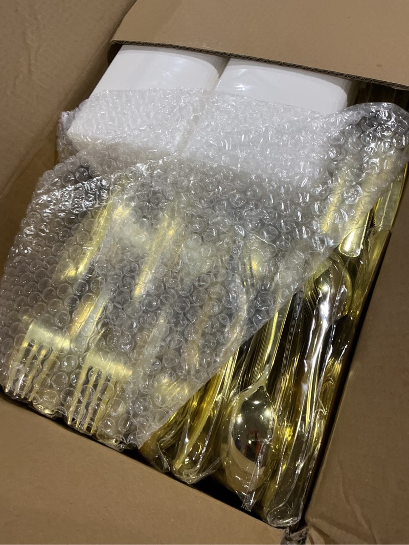 Condition photo showing Good Condition for goodluck 400 pcs gold plastic silverware with pocket napkins for 100 guests, heavy duty disposable cutlery set & linen feel napkins, plastic flatware with guest towels for wedding, party and catering gold 400