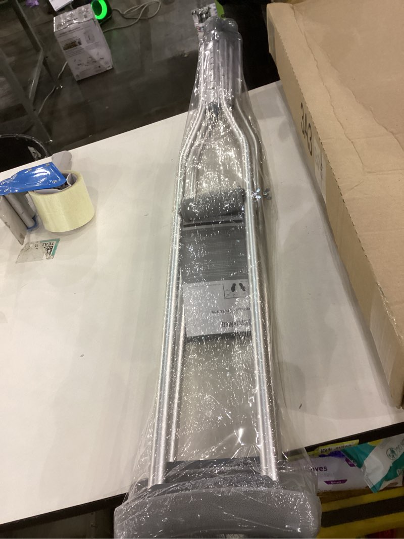 Condition photo showing New/Like New for BodyMed Aluminum Crutches for Adults and Children – Pair of Lightweight, Height Adjustable Crutches – Includes Padded Underarm Cushions, Hand Grips, & Rubber Tips – Max. Weight Capacity 300 lb.