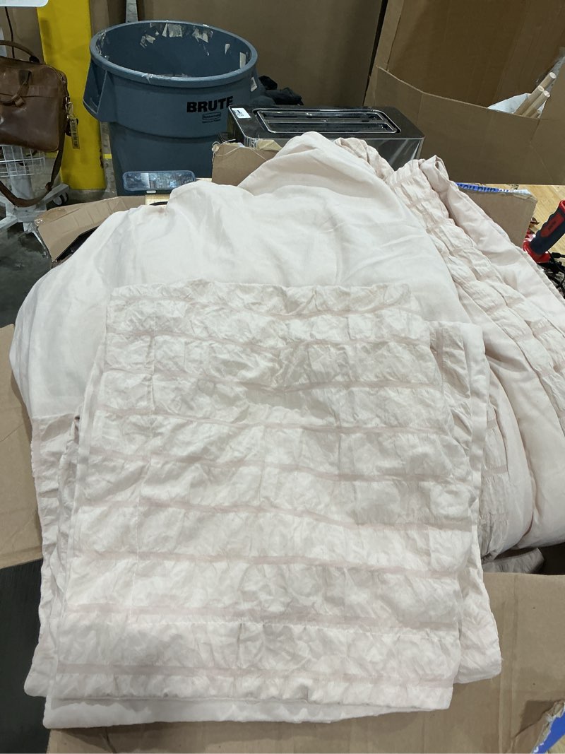 Condition photo showing As Is for bedsure bed in a bag queen - 5 pieces plaid seersucker bedding comforter sets, soft lightweight beige boho bed set with comforters queen size, sheets, shams, peach quee