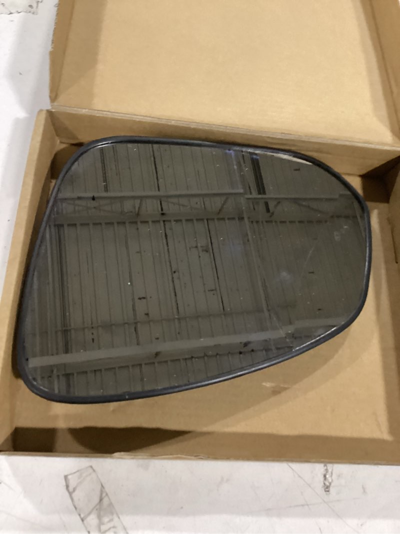 Condition photo showing Good Condition for bsd heated mirror glass, compatible with 13-25 toyota rav4 tacoma 4runner mirror, replace 879610r280 8796142e20 879610r100 8796142d30 8796135b90 8790704021 left driver side heating flat mirrors glass driver side (left)