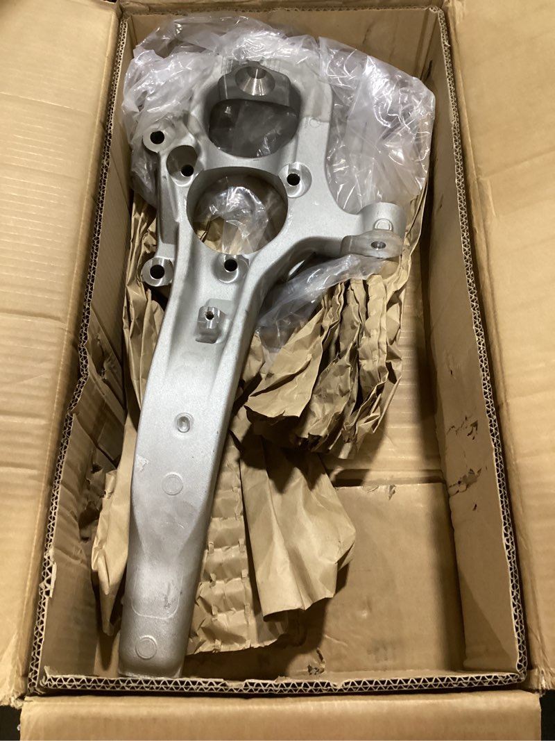 Condition photo showing Good Condition for right front lower control arm with ball joints set for 2016-2020 durango, 2016-2020 grand cherokee, control arm replacement: 68282728ab, 4877660ab