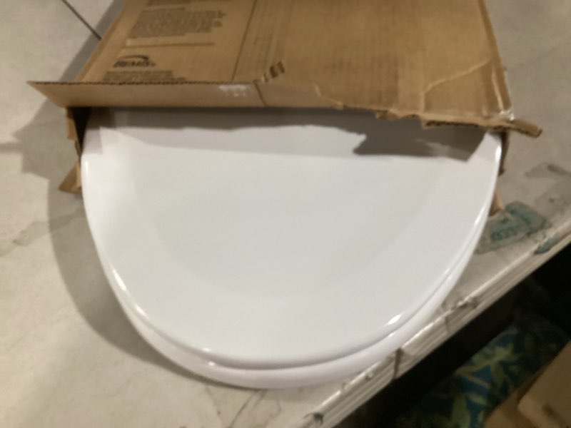Condition photo showing Good Condition for Bemis 1500EC 390 Lift-Off Wood Elongated Toilet Seat, Cotton White (Pack of 1)