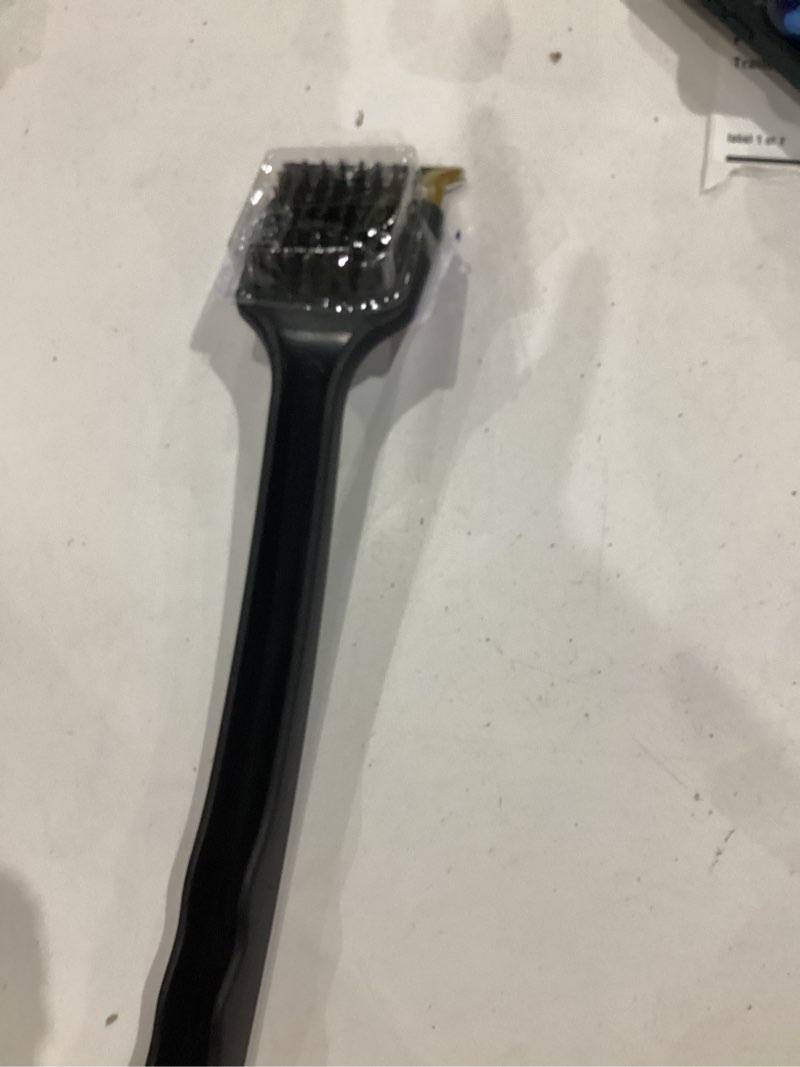 Condition photo showing Good Condition for expert grill 16-inch grill cleaning brush