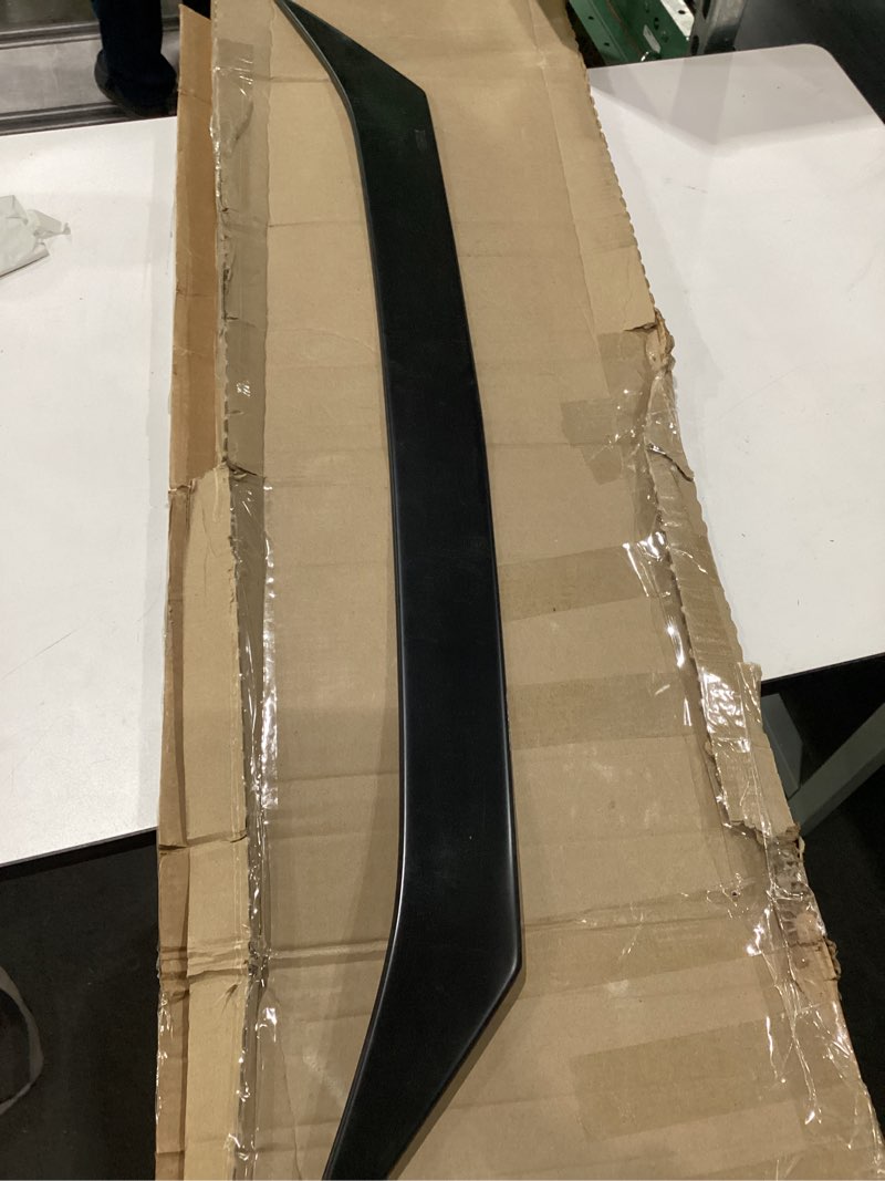 Husky Liners Aeroskin Hood Protector| Low Profile Deflector/Bug Shield - 1 pc. (N/A on car model)