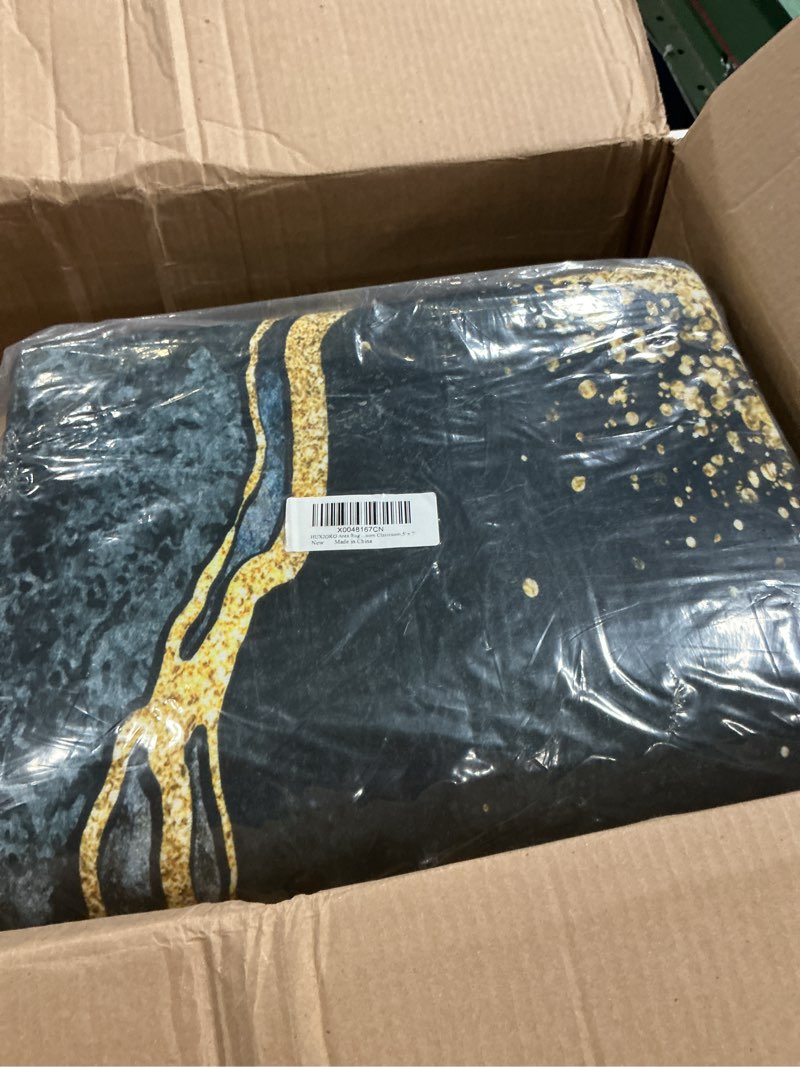 Condition photo showing New/Like New for huxjoko area rug abstract black and gold marble veins home decor non-slip rugs machine washable doormat carpet mat for living room bedroom kitchen kindergarten room classroom,5' x 7' 5' x 7' (rectangular) black and gold