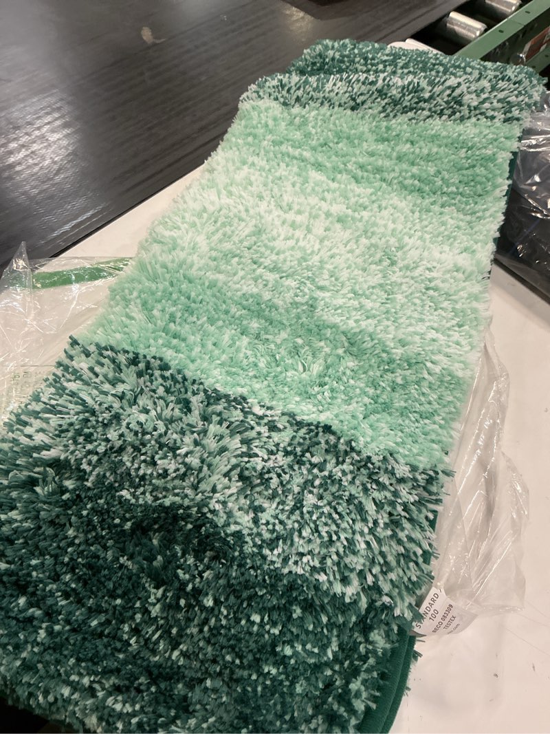 Condition photo showing New/Like New for olanly bathroom rugs mat 30x20, extra soft absorbent microfiber bath rugs, rubber backing, quick dry, washable bath mats for bathroom floor, tub and shower, home decor accessories, blackish green 30\" x 20\" blackish green 1 piece