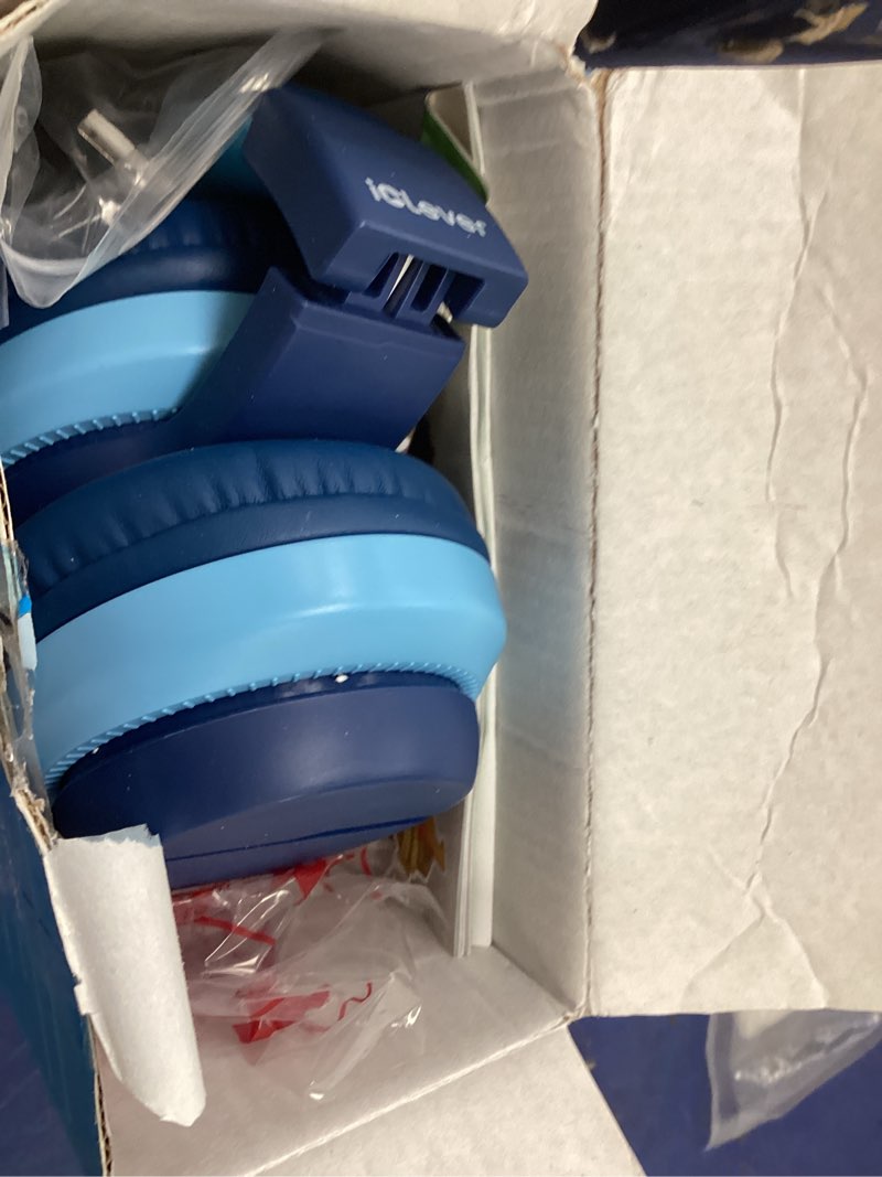 Condition photo showing Good Condition for iclever bth12 kids bluetooth headphones,colorful led lights kids headphones wireless,74/85dba safe volume,85h playtime,fast charging,bluetooth 5.2,over ear,built-in mic for ipad/tablet/airplane,blue b-blue
