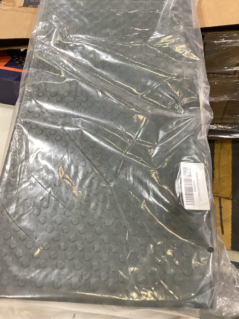 Condition photo showing Good Condition for ilili foldable yoga mat, 10mm thick, tpe material, extra long 75"l x 26"w, soft and comfortable folding mat 0.4 inches, easy to carry and store, 190*66cm portable multi-functional use for yoga, home exercise & outdoor dark green+dark gray