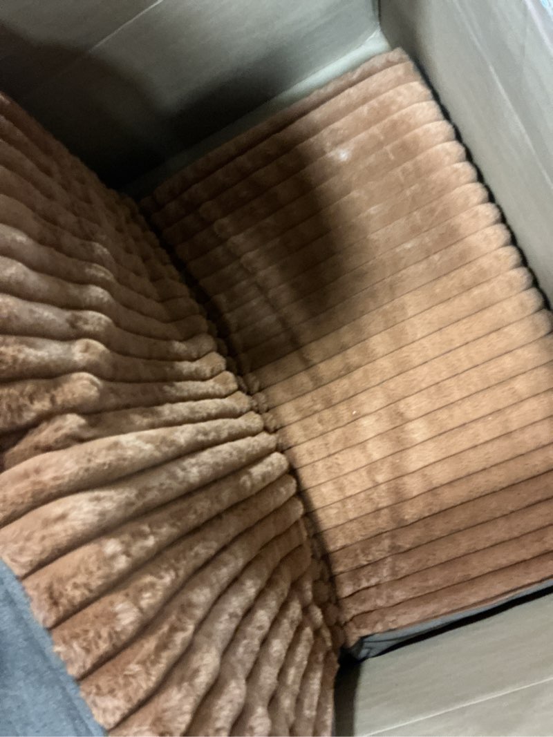 Condition photo showing Good Condition for Veehoo Orthopedic Memory Foam Dog Bed, 7 Inch Thick Extra Large XXL Dog Bed for Senior Dogs with Ultra-Soft Fluffy Surface, Waterproof Liner, Removable Washable Cover and Non-Slip Bottom, 52"x36"x7" 52"L x 36"W x 7"Th Brown