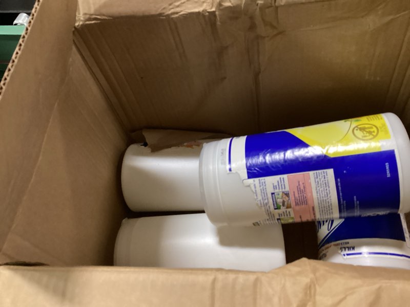 Condition photo showing Good Condition for Lysol Disinfecting Wipes Bundle, Home Apartment Dorm Room Essentials and Cleaning Supplies, All Purpose Cleaner, Multi-surface Cleaning Wipes, Multi-Scent Sanitizing Wipes Bundle, 80 Count (4pk)
