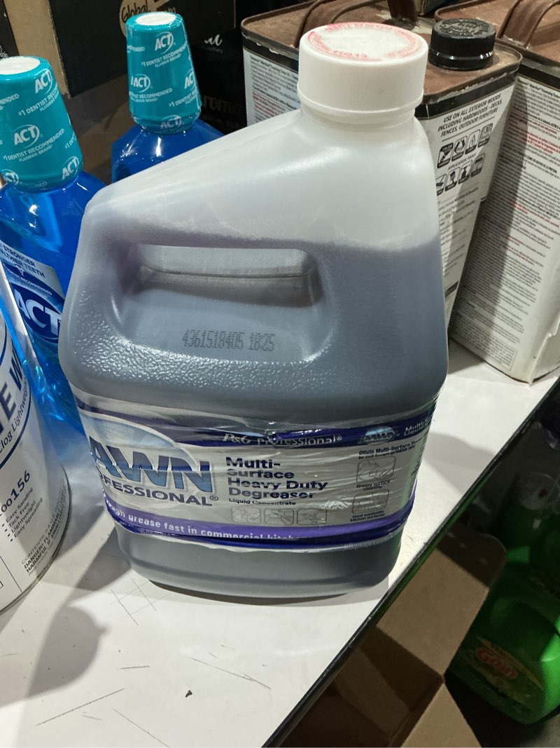 Condition photo showing Good Condition for multi-surface heavy duty degreaser, fresh scent, 1 gal spray bottle