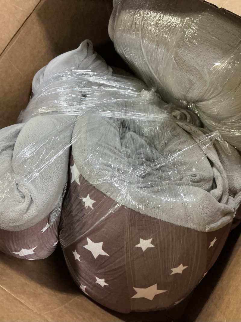 Condition photo showing As Is for Mooedcoe Foldable Toddler Floor Bed with Sides, Folding Toddler Bed for Travel Kid Foam Sleeping Cot for Children 18M – 5yr Old Star