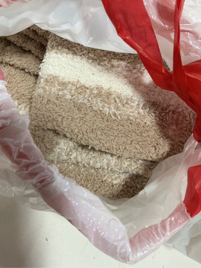 Condition photo showing Good Condition for wrengonge khaki throw blanket, 50x70 soft cozy striped throw blankets for couch, sofa, bed, travel, lightweight fluffy warm plush decorative blankets for women, men gift khaki striped throw-xl(50"x 70")