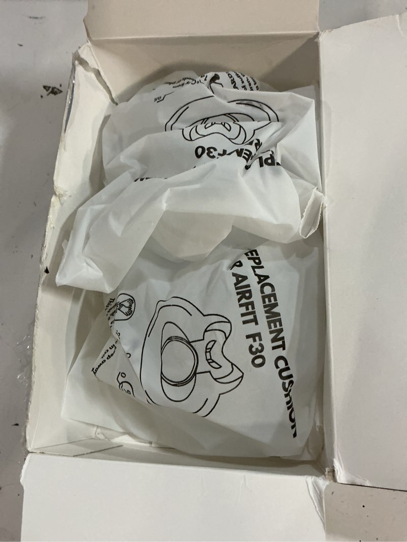 Condition photo showing Good Condition for 2-pack replacement cushions for f30(m) - reliable seal, comfortable fit & durable - compatible with original f30 frame, medium