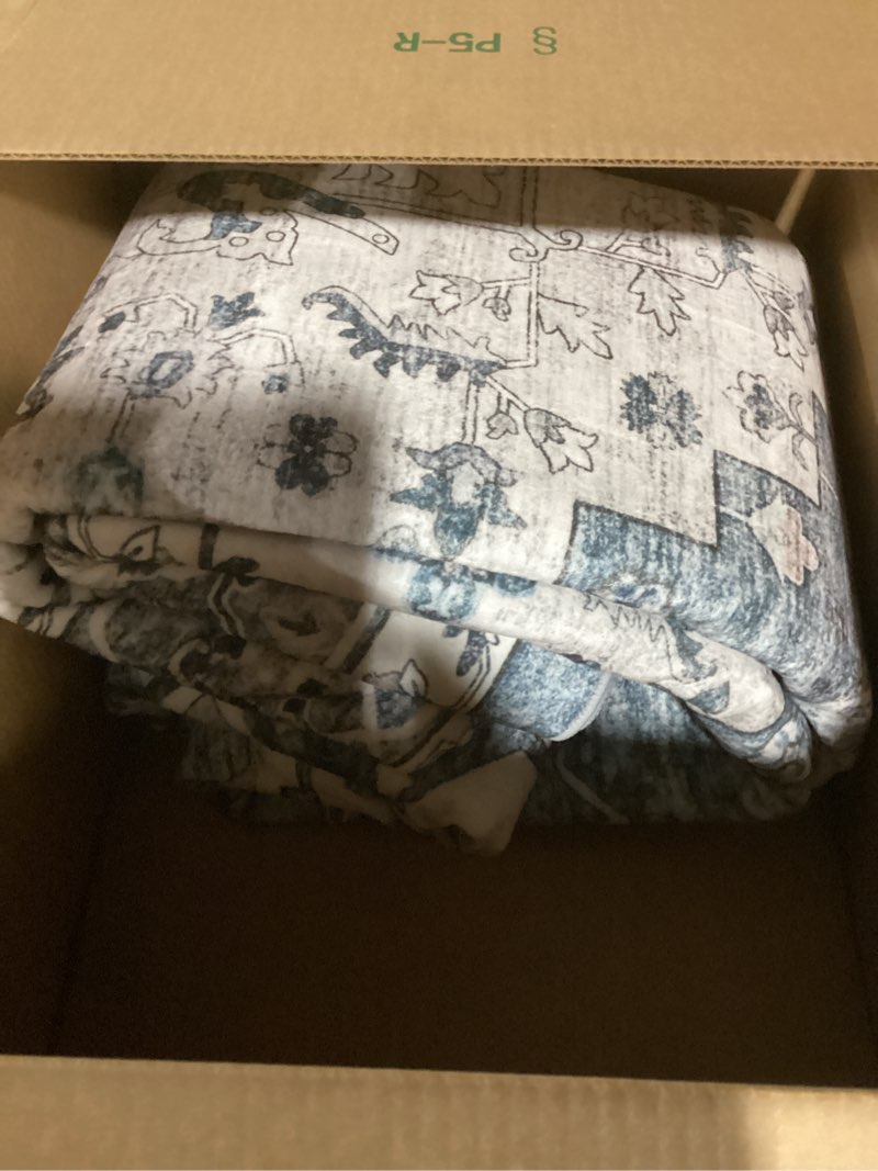 Condition photo showing Good Condition for topick area rug 120x180cm boho vintage foldable thin rug chenille blue floral print traditional oriental coloured carpet anti slip low pile easy care rug kitchen office bedroom living room
