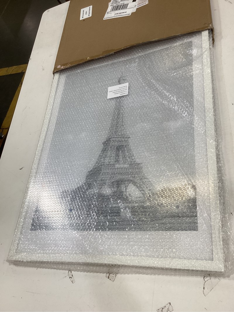 Condition photo showing New/Like New for upsimples 18x24 picture frame, display pictures 16x20 with mat or 18 x 24 without, wall hanging poster frames, white, 1 pack white 18x24