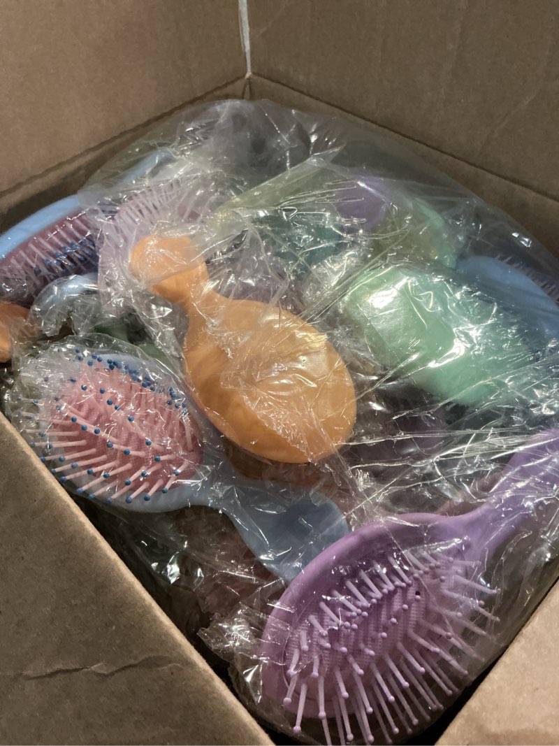 Condition photo showing Good Condition for 100 Pcs Mini Wet Hair Brushes, Travel Detangling Hairbrushes, Soft Cushion Tangle-less Hair Combs for Dry & Wet Hair, Compact for Little Ones and Adults, 10 Colors, Ideal for Home, Travel
