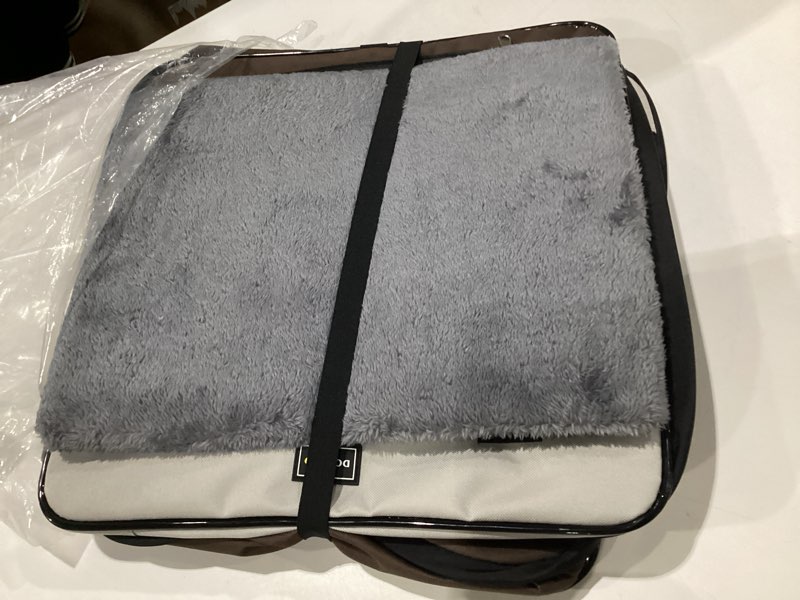 Condition photo showing Good Condition for donoro dog kennels and crates for medium dogs, portable pop up indoor pet cage with sturdy wire frame, collapsible travel crate soft sided cat bag escape proof (brown, 24.0" l x 16.0" w x 19.0" h) brown 24.0"l x 16.0"w x 19.0"h