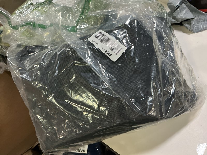 Condition photo showing Good Condition for 8 Pack White Table Cloth 60x126 Inch Rectangle Tablecloths for 8 Foot Rectangle Tables, Wrinkle Resistant Washable Polyester Fabric Rectangular Table Cover for Dining Banquet Wedding Party White 60 x 126 Inch