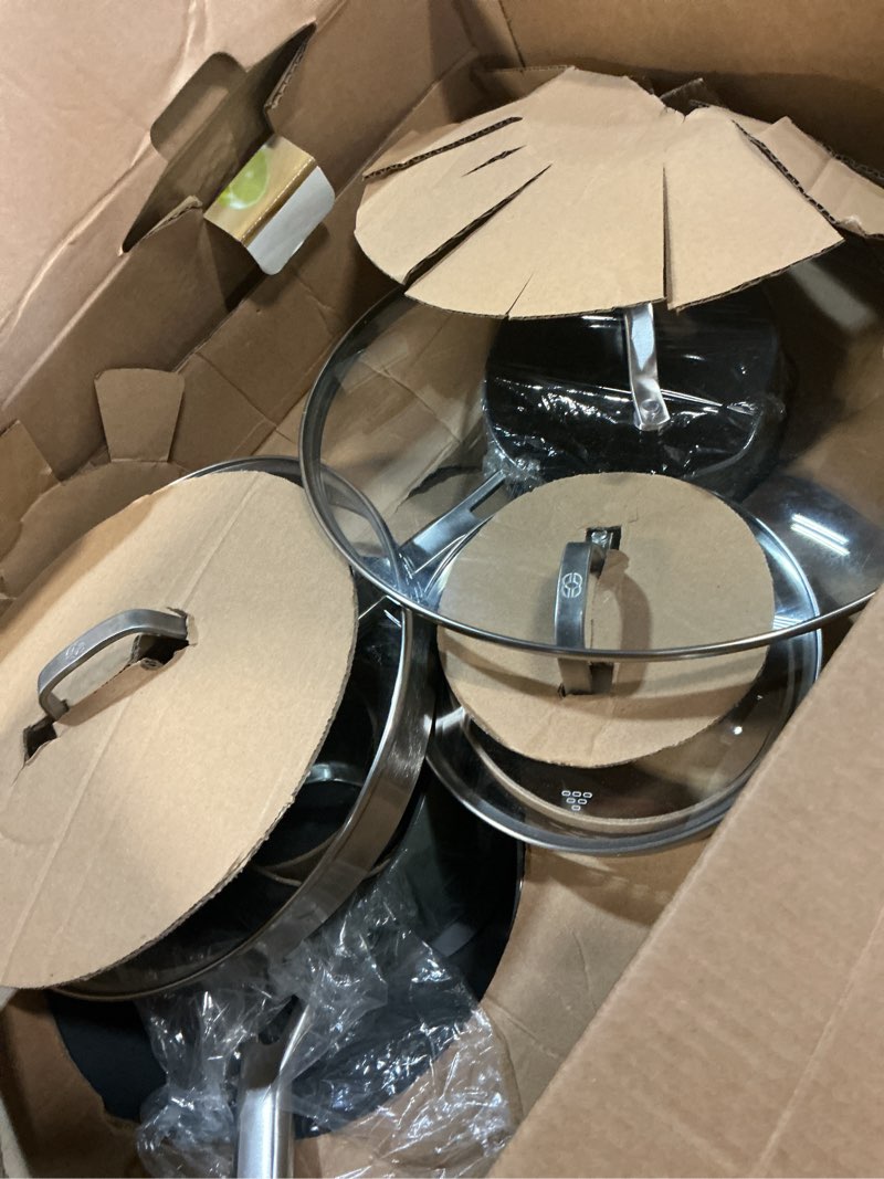 Condition photo showing Good Condition for calphalon® ceramic nonstick 12-pc. cookware set 12-piece set