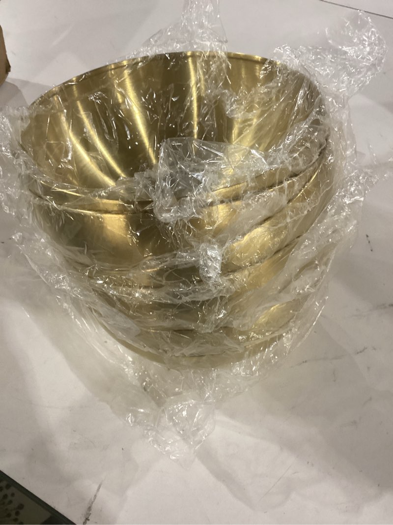 Condition photo showing Good Condition for nuogo 6 pcs gold mixing bowls stainless steel mixing bowl decorative gold esthetician bowls metal serving bowl for facial cereal rice noddle fruit kitchen party cooking baking prepping(7.9 inches)