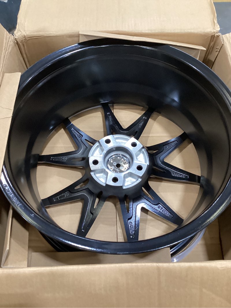 scitoo wheel rims size:17 * 7.5in,et:40,h/pcd:5 * 114.3,cb:73.1,1 pcs matt black