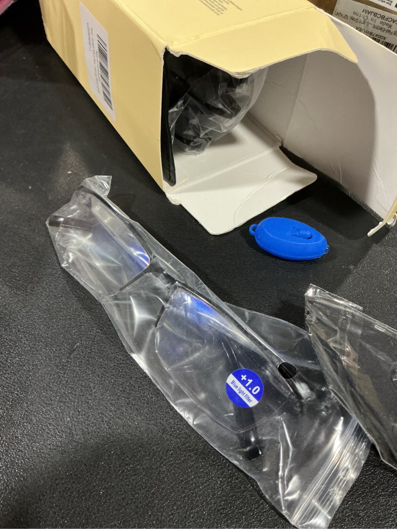 Condition photo showing Good Condition for Gaoye 6 pack 1.0 Executive Style Reading Glasses Men - Durable Readers with Blue Light Filtering- Comfortable Fit with TR90 Frames Black 1.0 x