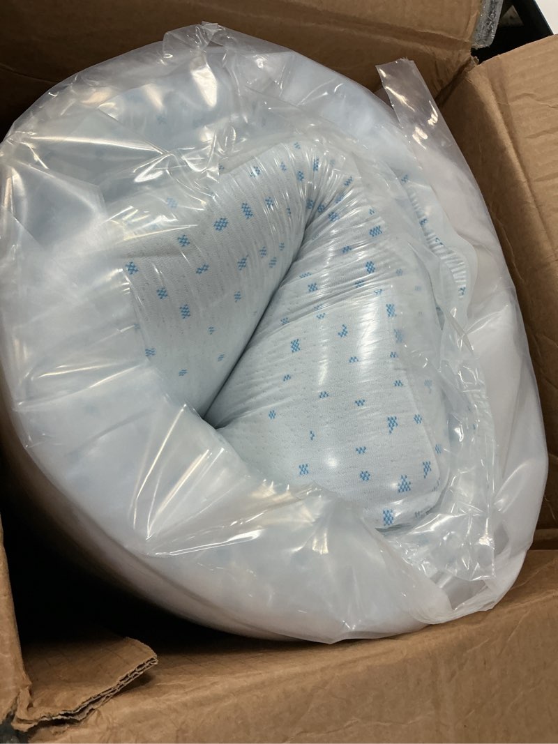 Condition photo showing New/Like New for mlily essence sleep 8  full size memory foam mattress
