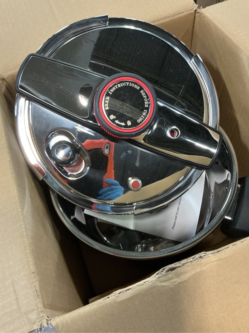 Condition photo showing Good Condition for Pressure Cooker Stainless Steel 8 Qt, Commercial Stove Top Pressure Cooker Pot, One-Hand Locking, Compatible with Gas & Induction, Fast Cooking for Large Meals, Dishwasher Safe, Deeluban 8.5 Quarts