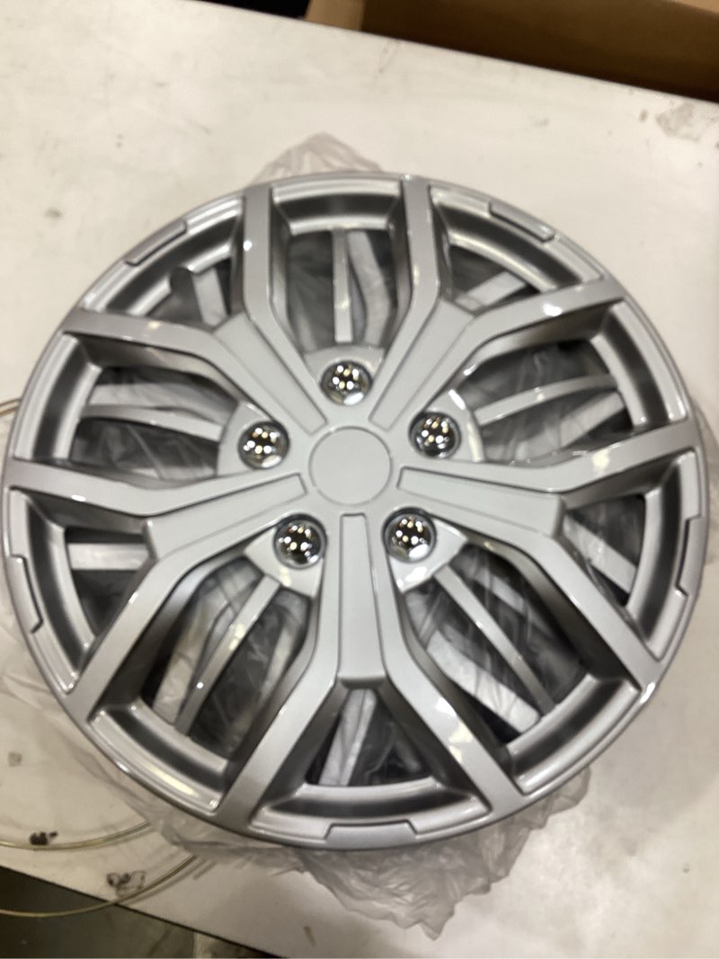 Condition photo showing Good Condition for cci wheel covers 105115s, automotive grade abs, gloss painted/silver, 15 inch, 10 y spoke, universal fit