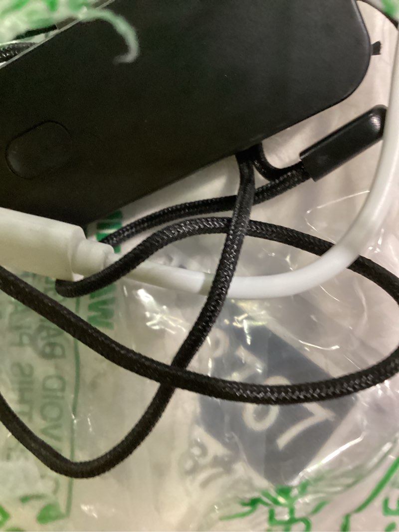 Condition photo showing Good Condition for personal wearable air purifier, pocket portable air cleaner for car, home & travel, 3rd gen 50 million anions/cm³, rechargeable pm2.5 smog & odor protection