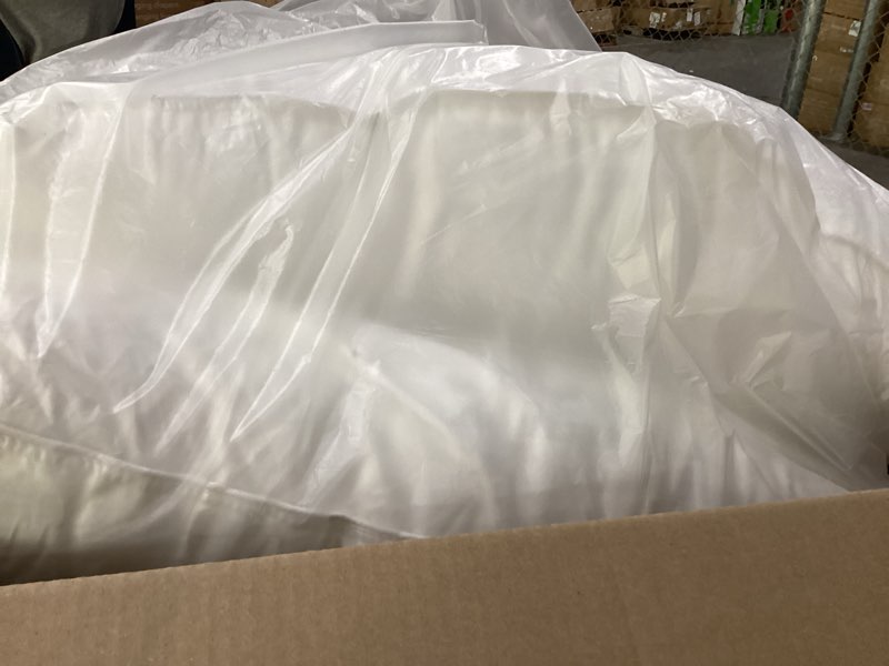 Condition photo showing Good Condition for beckham hotel collection bed pillows standard/queen size set of 2 - original soft down alternative pillow for sleeping - soft support for back, stomach or side sleepers queen / standard white