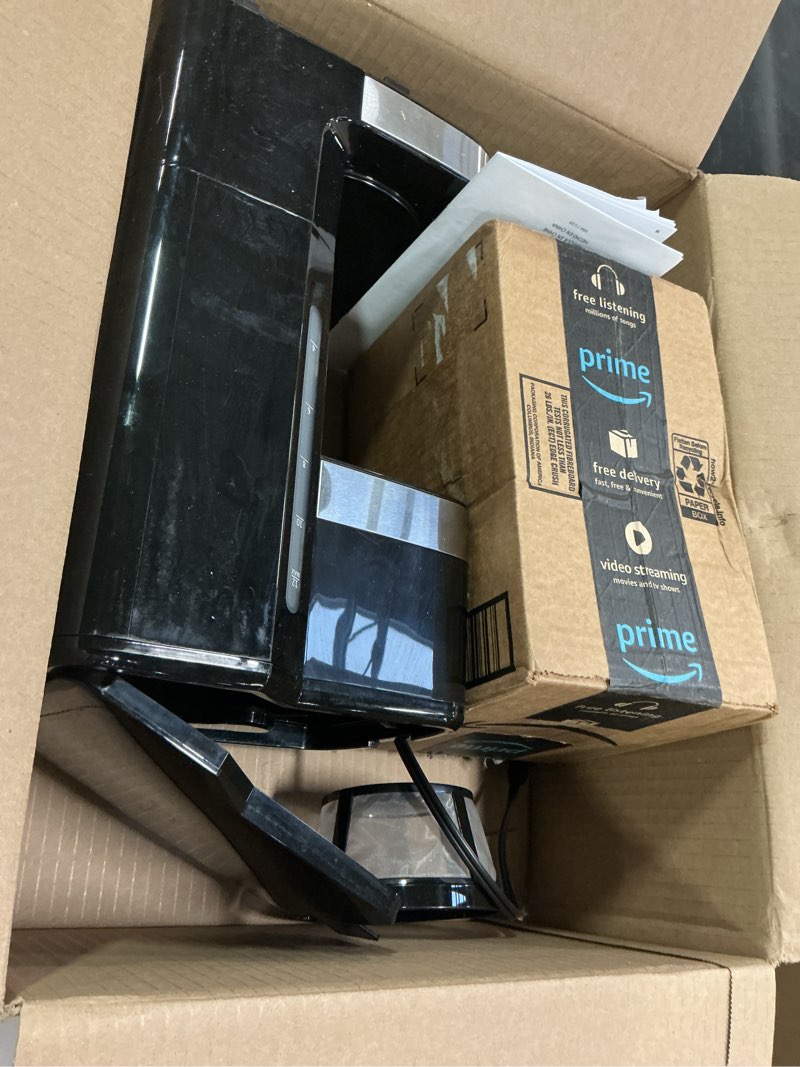 Condition photo showing Good Condition for Amazon Basics Programmable 12 Cup Drip Coffee Maker, Coffee Machine with Glass Coffee Pot (1.9 Qt), 