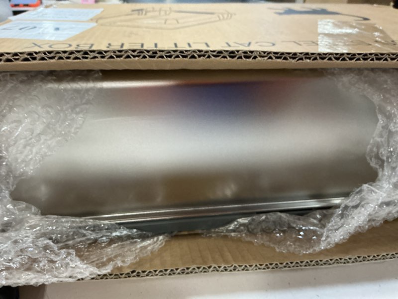 Condition photo showing Good Condition for Zarler Stainless Steel Litter Box with Lid, Extra Large Cat Litter Boxes, XL Large Metal Litter Box for Big Cats with High Sided, Grey Grey 23"L x 14.6"W x 10.3"H