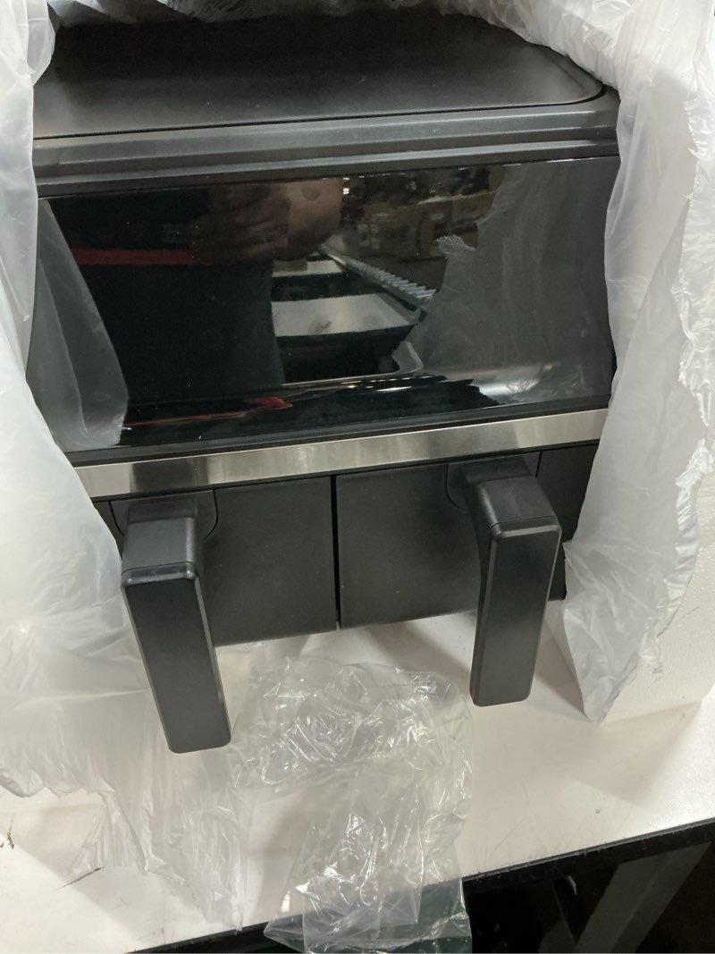 Condition photo showing Good Condition for 8 quart dual basket air fryer - digital touchscreen, smart sync finish,auto shutoff, 2 independent 4qt nonstick dishwasher-safe frying baskets - digital double air fryer