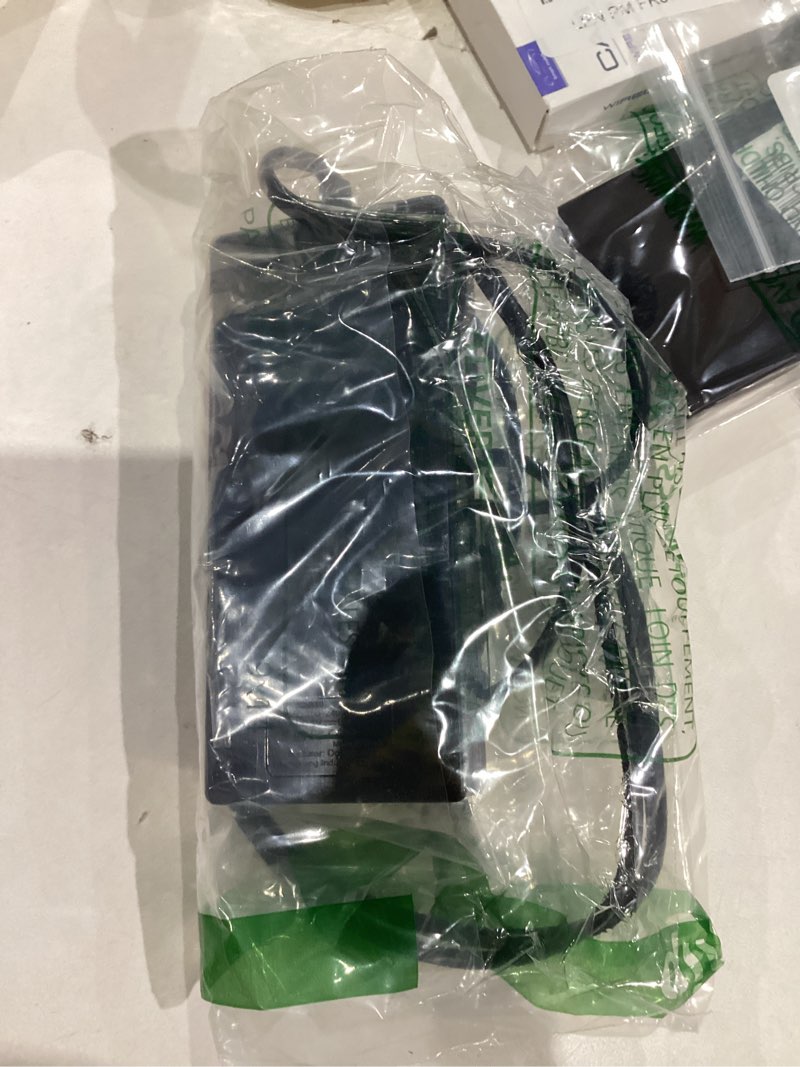 Condition photo showing As Is for 50W USB Charging Station with 10-Port Family-Sized Smart USB Ports for Multiple Devices - Smart Phone, Tablet, Laptop Computer - for iPhone 15/14/13 Black