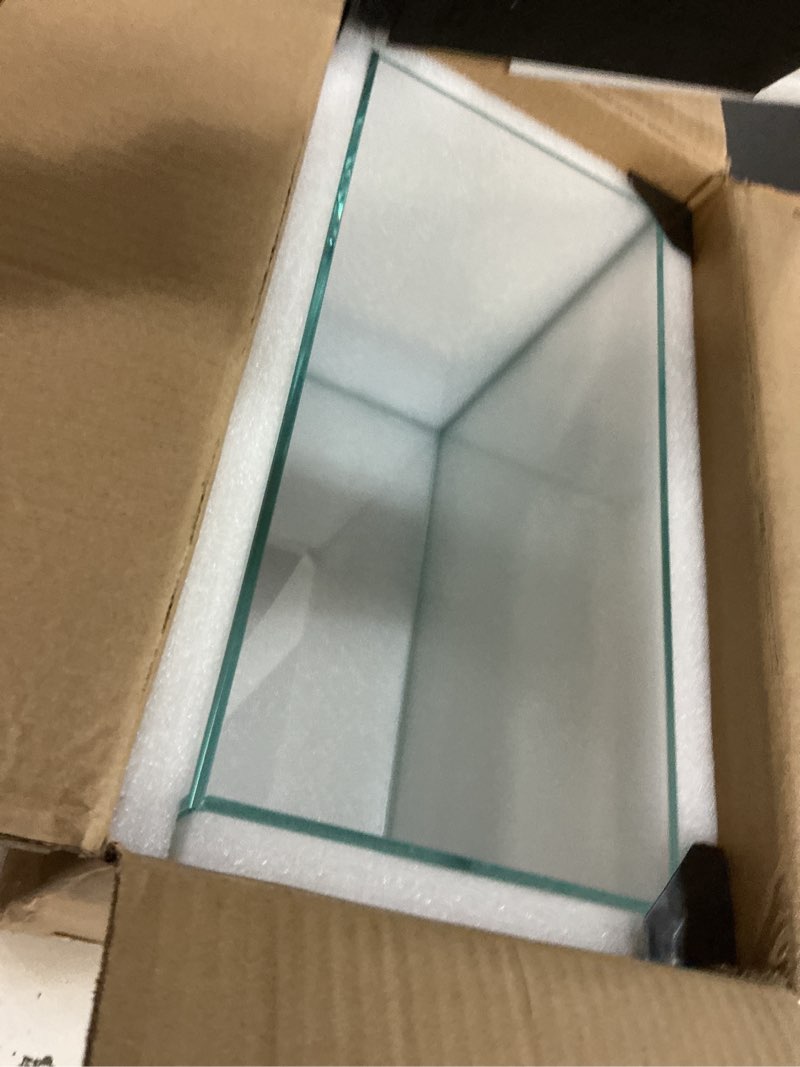 Condition photo showing New/Like New for 5 gallon glass fish tank, easy to maintain small aquarium for betta/goldfish/snails/shrimp and aquatic planting.