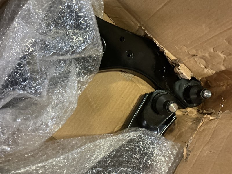 Condition photo showing Good Condition for 4pcs front lower control arm sway bar end link for mazda 2004 2005 2006 2007 2008 2009 mazda3, 2006-2010 2011 2012 2013 2014 2015 2016 2017 mazda5, 09 mazda3 sport k620040 k620041 k80235 4pcs control arm suspension kit