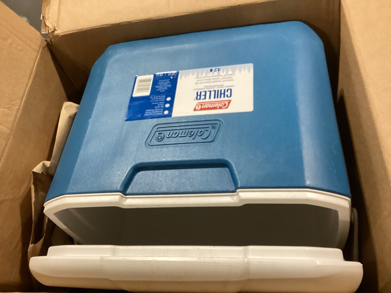 Condition photo showing Good Condition for coleman chiller 9/16/30/48/60qt cooler with ice retention, leak resistant, great for camping, concerts, sports, and more ocean blue 30qt