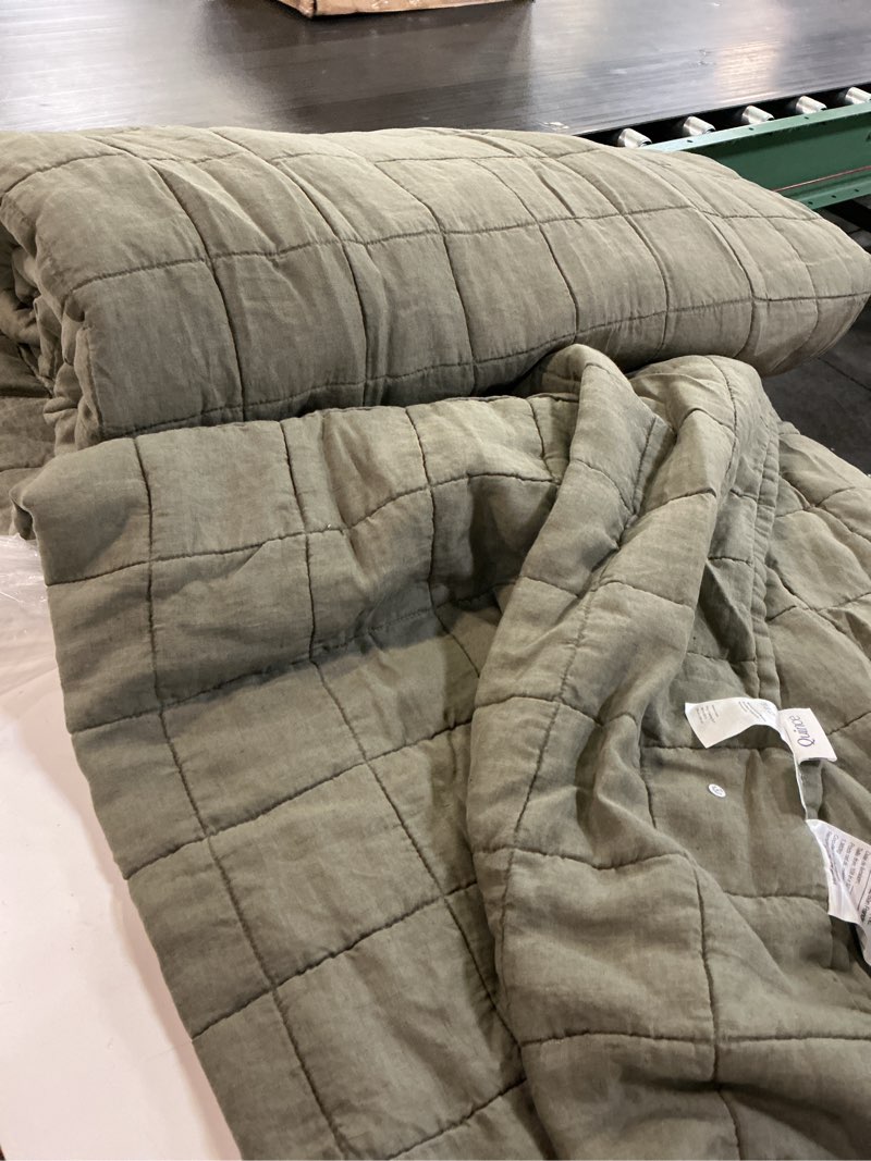 Condition photo showing Good Condition for organic cotton gauze box quilt color: olive(king)