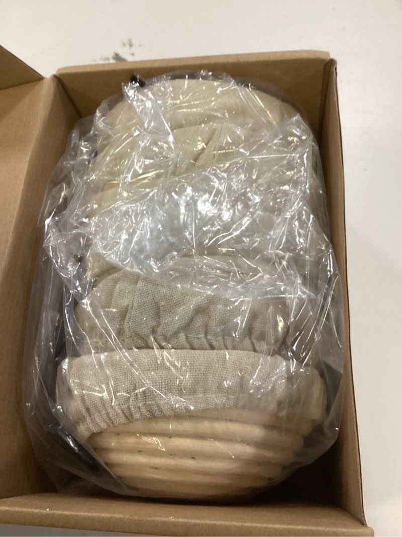 Condition photo showing New/Like New for DOYOLLA Mini Bread Dough Proofing Basket & Liner (Set of 6, 5 inch), Sourdough Bread Bakery Bowls for Professional & Home Bakers