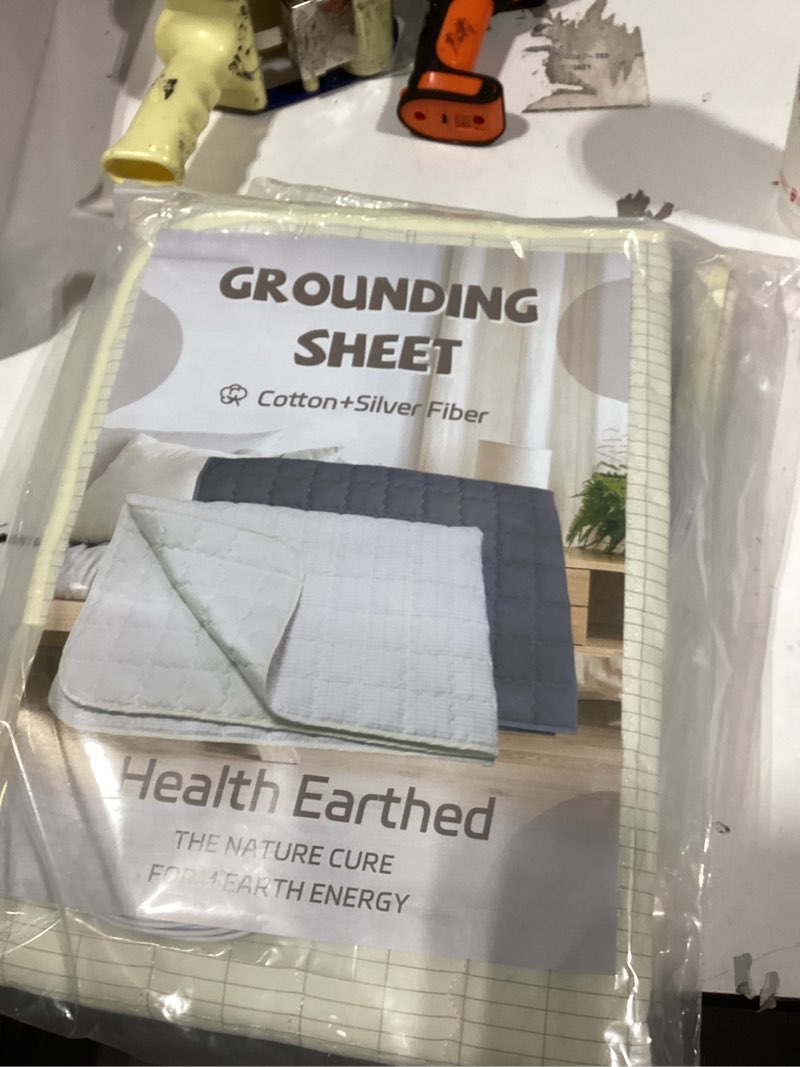 Condition photo showing Good Condition for Grounding Mat, Cotton Grounding Mat for Bed 23.6×34.2 Inch Grounding Pad with Cotton & Silver Fiber for Sleep with 15ft Grounding Cord, Grey 23.6"×34.2" Grey