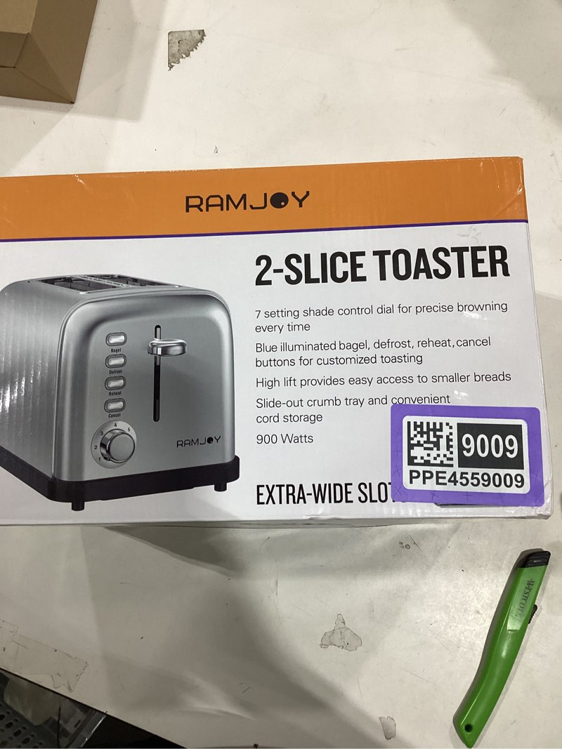 Condition photo showing Good Condition for 2slice toaster 