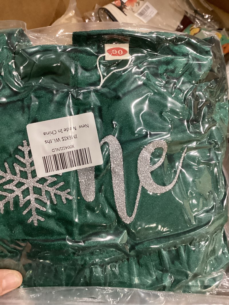 Condition photo showing New/Like New for IMEKIS Baby Girls Winter Snowflake 1st Birthday Outfit Velvet Romper + Headband + Socks Christmas Cake Smash Photo Shoot 12-18 Months Dark Green - Snowflake One