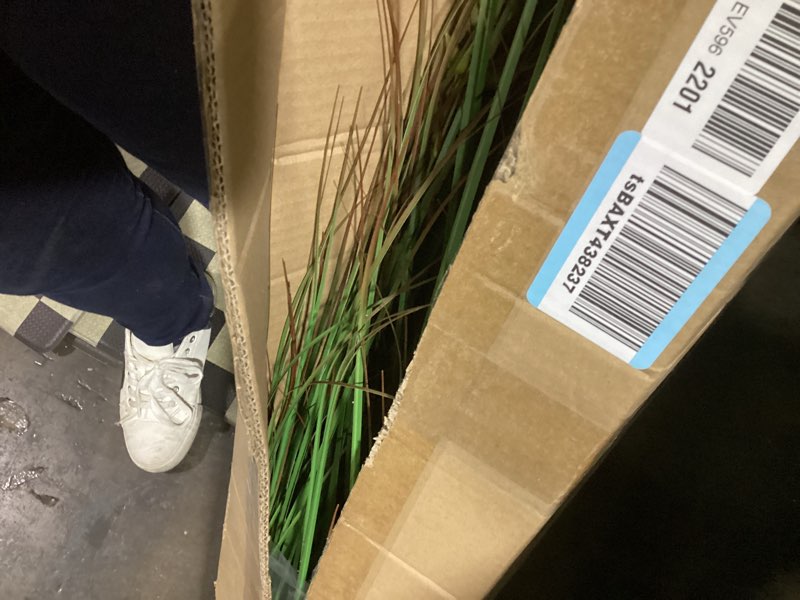 Condition photo showing Good Condition for Artificial Plants Artificial Wheat Grass Faux Plants Artificial Grass Plant Fake Green Plants Tall Fake Plants Tall Suitable for Indoor Home Decor Outdoor Porch Terrace Decor?47In 1PCS Ymc-120cm 1pcs