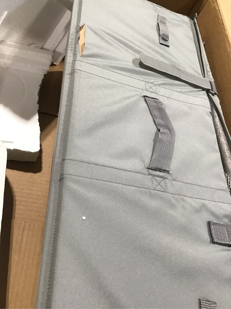 Graco On The Go Zip DLX Pack ‘n Play Playard, Folding Playpen with Bassinet, Portable Crib, Parker On the Go Zip DLX Parker