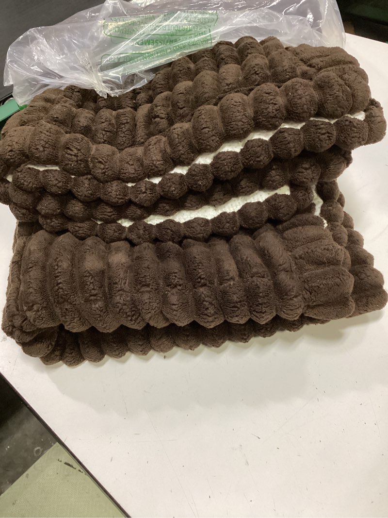 Condition photo showing Good Condition for mysky home couch covers for 3 cushion sofa pet friendly, couch cover for dogs, sofa covers for pets washable, soft non-slip sofa slipcovers furniture protector covers, chococlate, 27.6" x 70.9" 27.6" x 70.9" chocolate